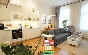 Apartments In Historic Center, Quiet Area, Ac